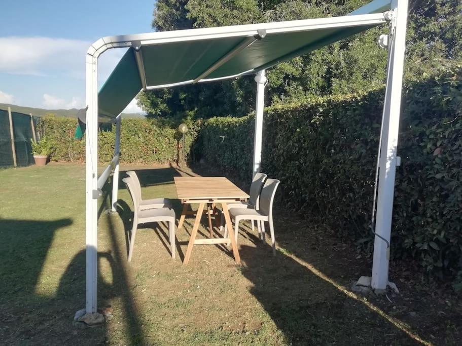 Villetta A Schiera Nei Pressi Del Mare Ливорно Екстериор снимка